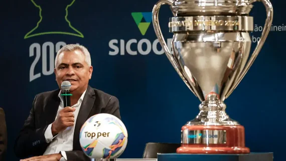 Taça do Campeonato Mineiro de 2024 (foto: Cris Mattos / FMF)