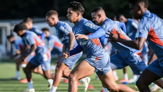 Jogadores se preparam para jogo decisivo contra o La Calera (foto: Gustavo Aleixo/Cruzeiro)